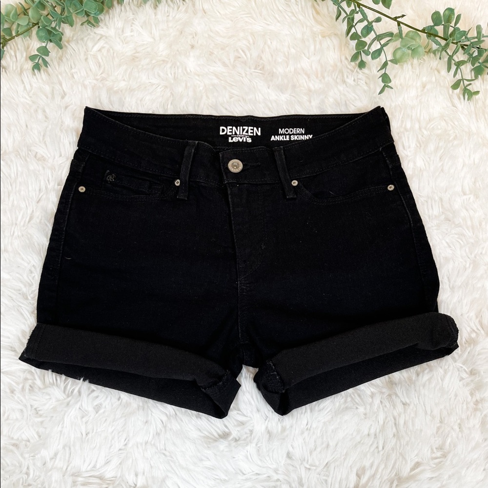 Raw cut Levi’s denizen black shorts size 2